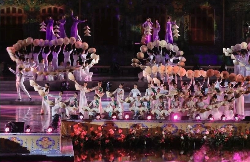 Thua Thien - Hue expects to attract about 4.8 - 5 million visitors with activities and events held within the framework of the "Visit Vietnam Year - Hue 2025" and Hue festival.