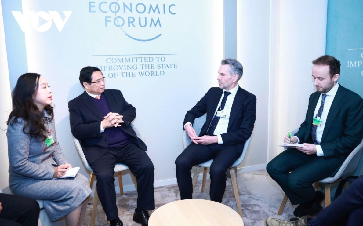 He receives his Dutch counterpart Dick Schoof in Davos, Switzerland