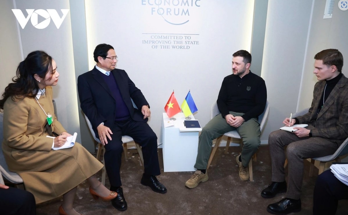 The Vietnamese Government chief meets with Ukrainian President Volodymyr Zelensky 