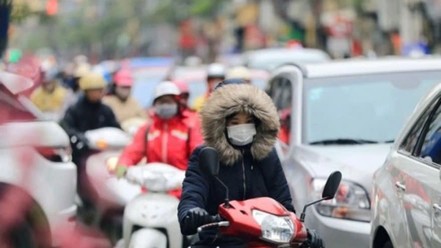 A strong cold front is hitting Northern Vietnam on January 25 and expected to grip across the north-central and central regions the following day