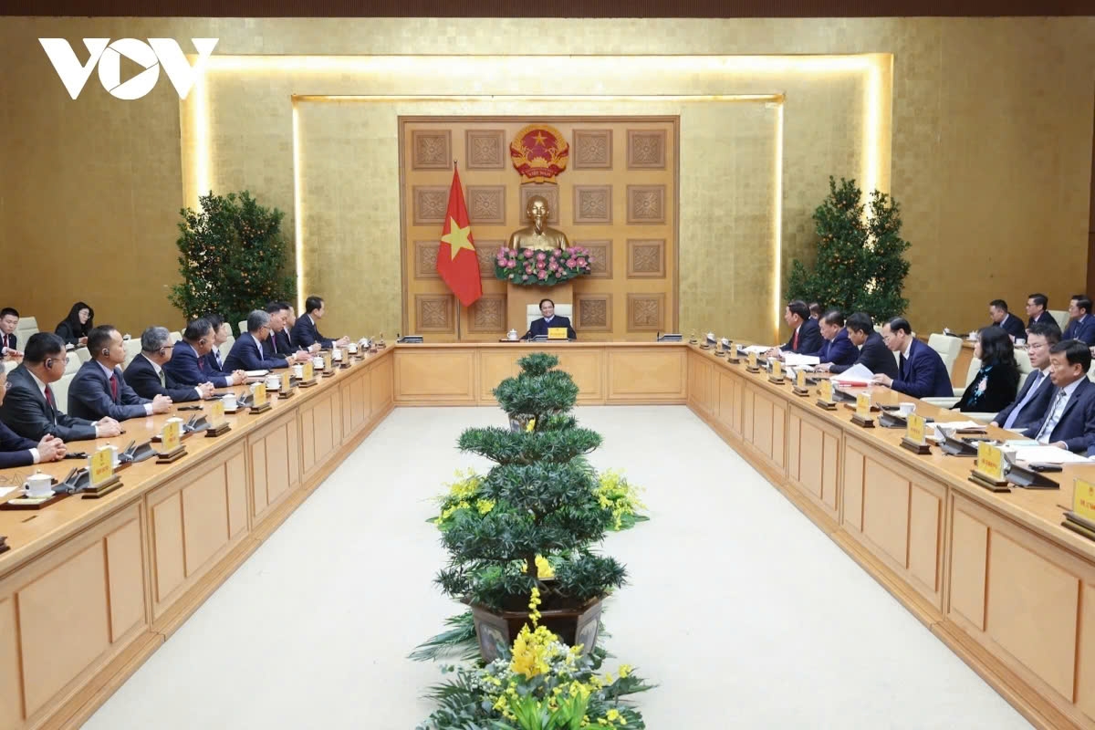 Prime Minister Pham Minh Chinh meets Chinese Ambassador to Vietnam He Wei in Hanoi on January 25