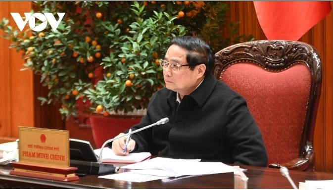 Prime Minister Pham Minh Chinh chairs the meeting