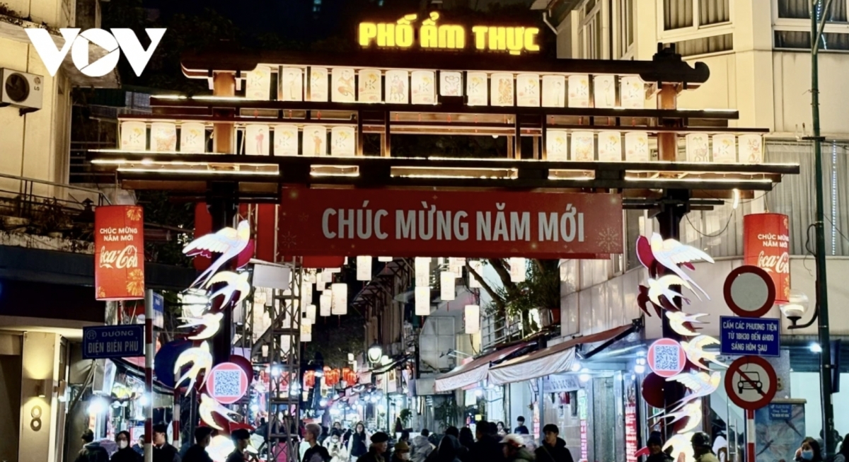 Tong Duy Tan food street 