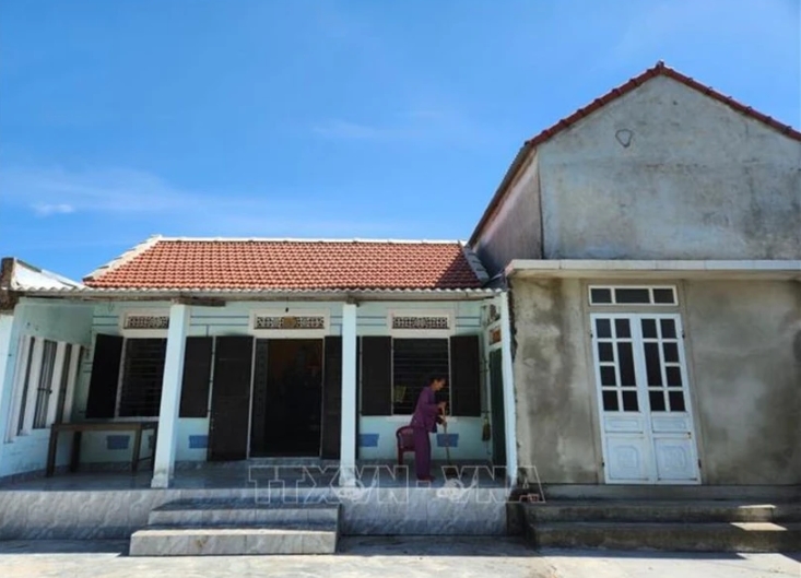 A natural disaster-resistant house built for residents in Hue city