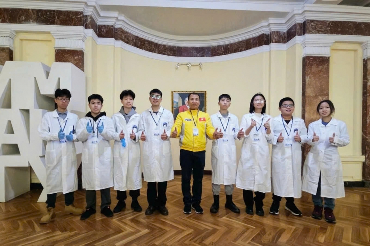 Eight Vietnamese students have qualified for the final round (practical) of the 2025 International Project Chemistry Olympiad in Russia