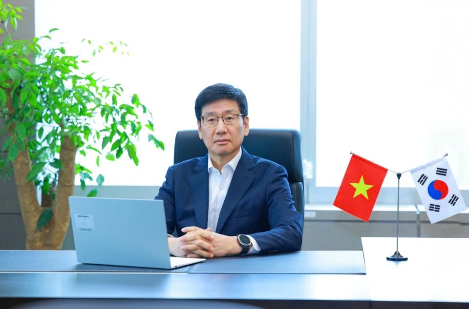Na Ki Hong, deputy CEO of Samsung Vietnam and former human resources head at Samsung Electronics, has been appointed as new CEo of Samsung Vietnam to succeed Choi Joo Ho