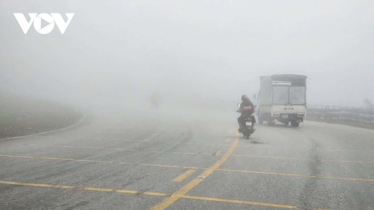 The strong cold spell sweeps across Son La, a highland province in northern Vietnam.