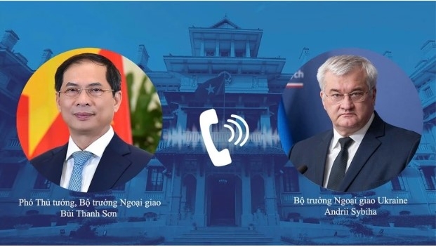 Deputy Prime Minister and Minister of Foreign Affairs Bui Thanh Son and Ukrainian Minister of Foreign Affairs Andrii Sybiha (Photo: MOFA)
