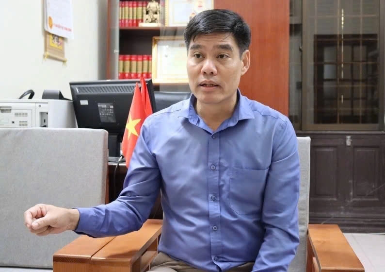 Assoc. Prof. Dr. Le Van Cuong, deputy head of the Institute of Party Building under the Ho Chi Minh National Academy of Politics.