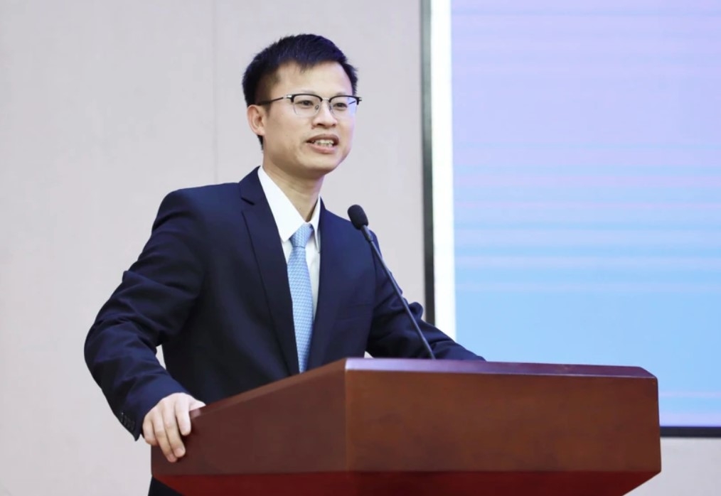 Lei Xiaohua, Deputy Director of the Institute of Southeast Asian Studies under the Guangxi Academy of Social Sciences