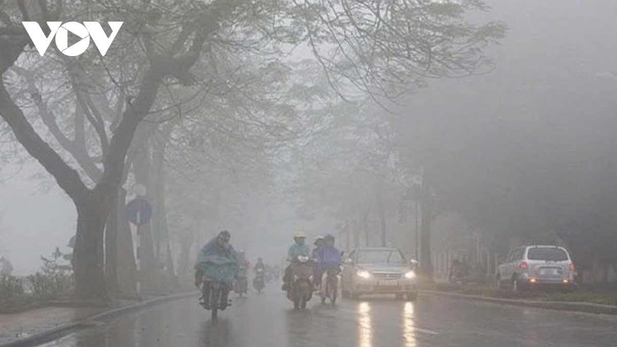 A new cold air mass is hitting Northern Vietnam, sending temperatures falling to 11-14°C in the lowlands and 8-10°C in the highlands