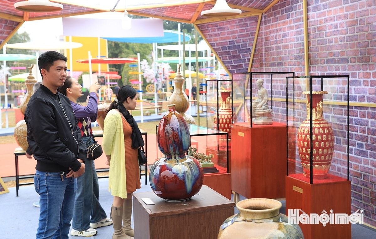 This recognition has made them the first traditional craft villages in Vietnam to be approved for membership in this prestigious network.