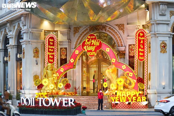 The domestic gold market rallies on the first working day after the Tet break, with gold bars listed at VND87.3 million to VND89.3 million per tael, up VND500,000 for both buying and selling prices compared to the pre-holiday period.