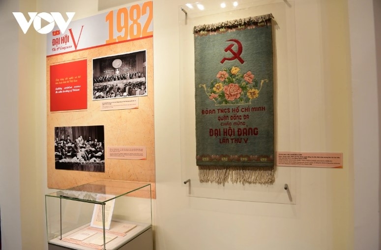   The exhibition features a collection of Party resolutions, documents, and images that showcase important historical milestones and the achievements of the country under the CPV’s leadership.