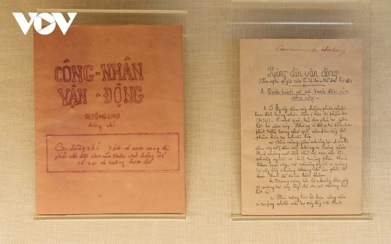       The resolution of the first meeting of the Central Committee of the Indochinese Communist Party on "Workers' Movement" and "Peasants' Movement" in October 1930.
 