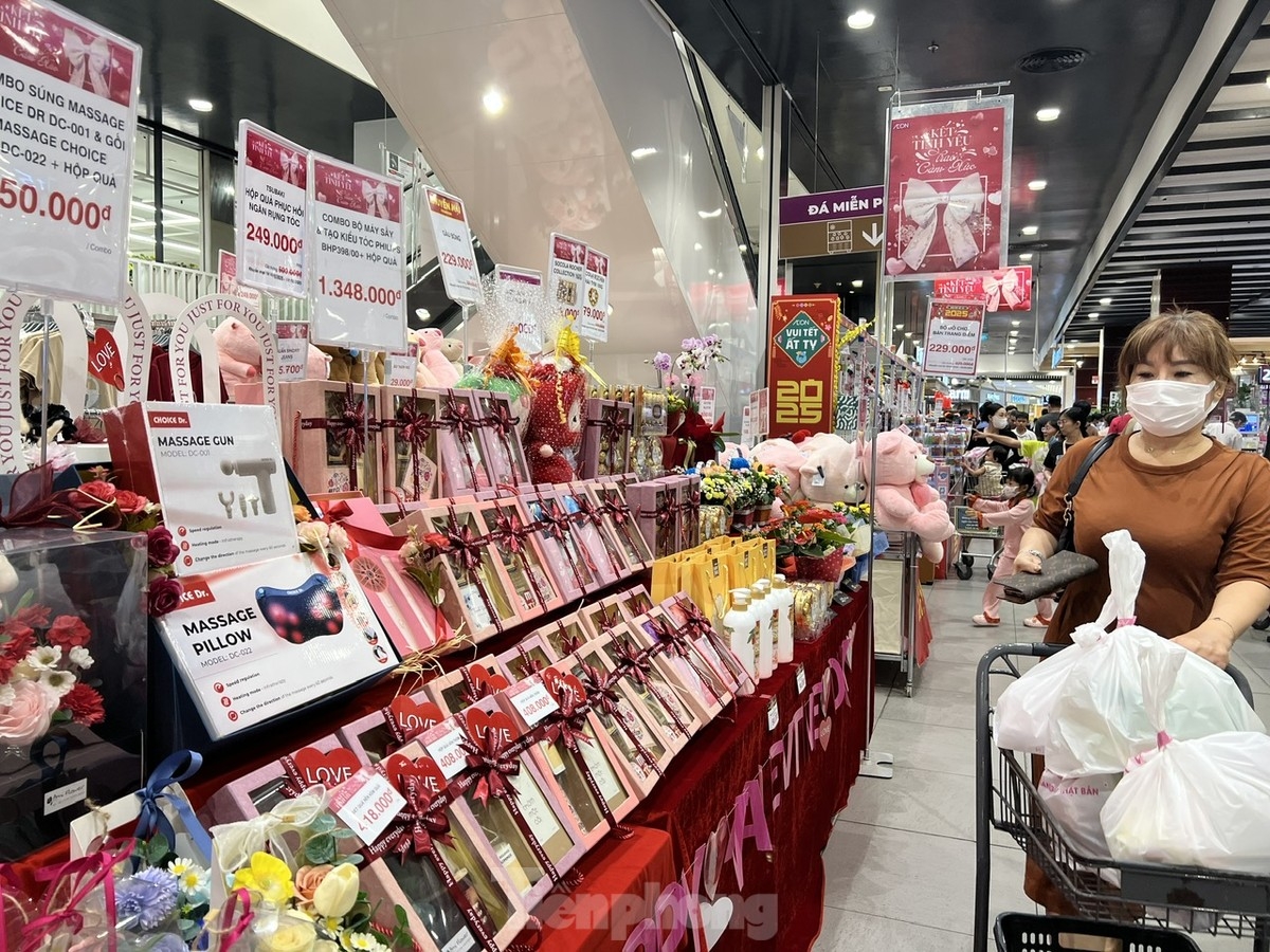 Supermarkets like Aeon, Go! Big C, and Co.op Mart are all offering promotions on a range of products.