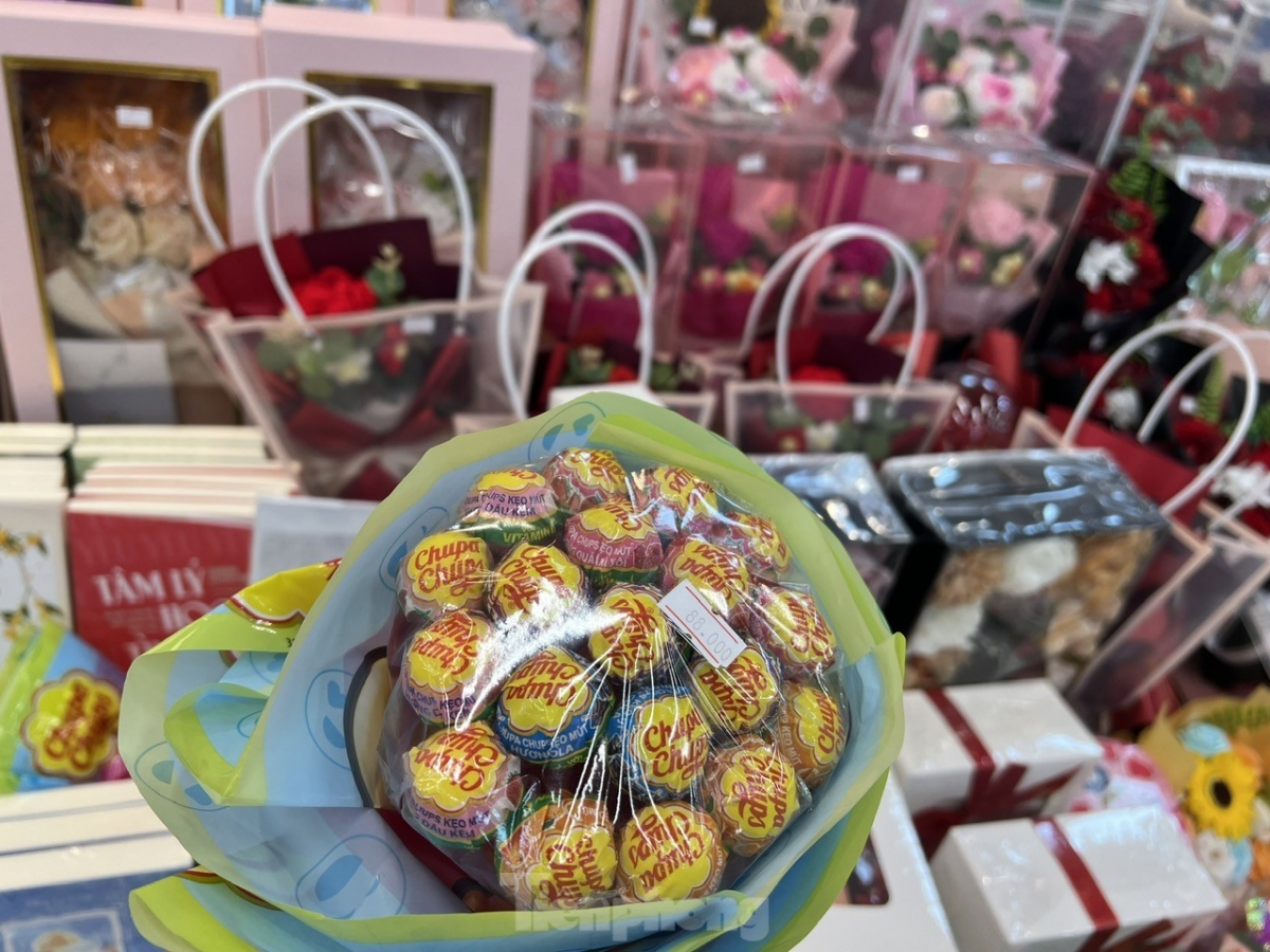 A bouquet of sweets are also much sought after.