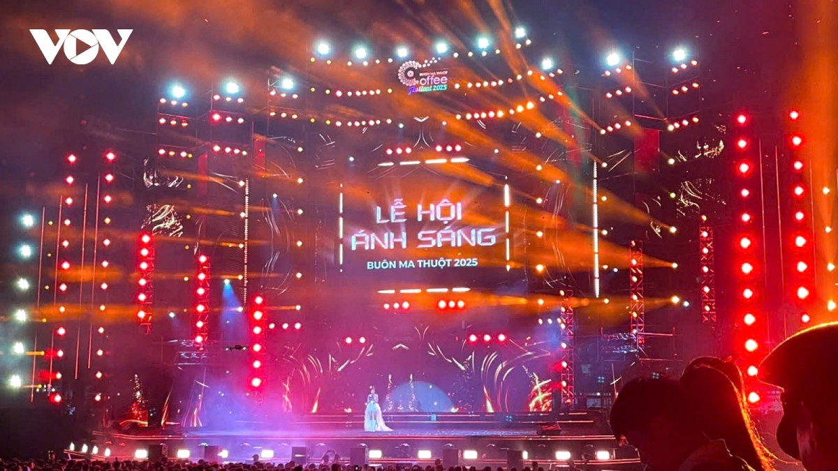 Music, lights, and the dazzling drone performance blend seamlessly, creating an unforgettable experience that leave both locals and visitors in awe.