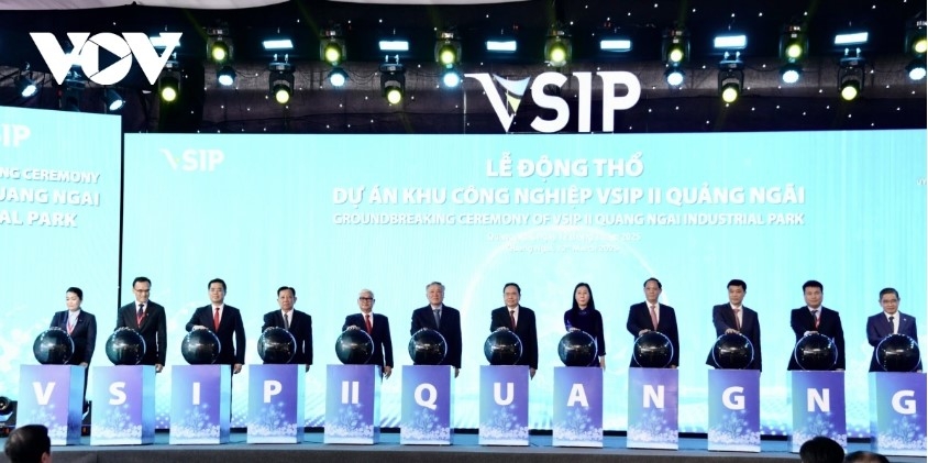 Delegates at the groundbreaking ceremony for VSIP II Quang Ngai Industrial Park