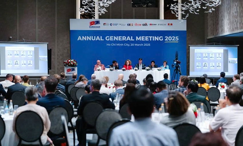 The European Chamber of Commerce in Vietnam has recently organised its annual general meeting 2025 and elected a the board of directors for this year. (Photo: EuroCham)