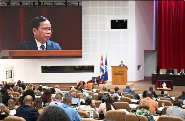 Deputy Prosecutor General Lieut. Gen. Ta Quang Khai speaks at the event.