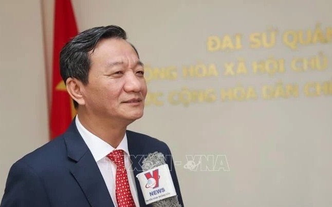 Vietnamese Ambassador to Laos Nguyen Minh Tam interviewed by the Vietnam News Agency. (Photo: VNA)