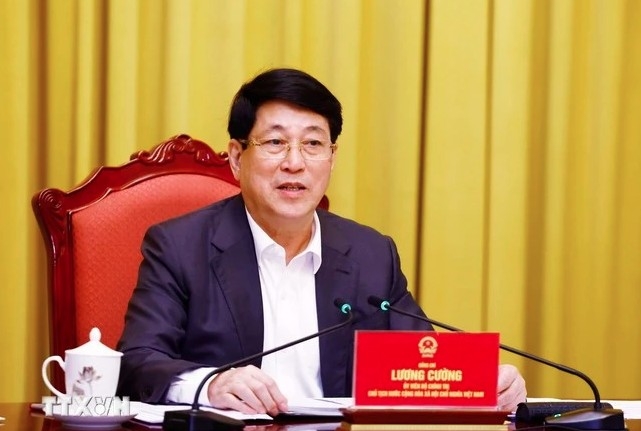 State President Luong Cuong at the working session with representatives from the Presidential Office and the Ministry of Foreign Affairs (Photo: VNA)