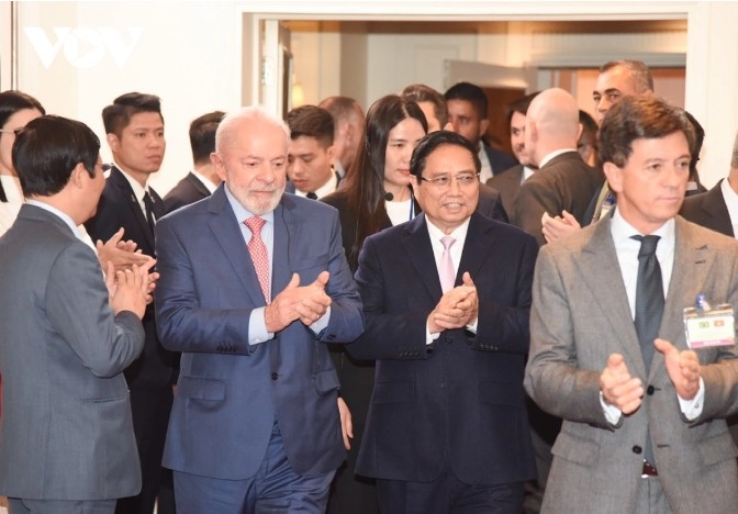 President Lula da Silva and Prime Minister Pham Minh Chinh