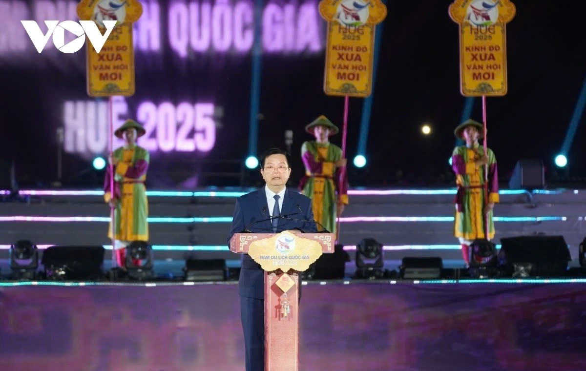 Deputy Prime Minister Mai Van Chinh speaks at the opening of the National Tourism Year 2025 - Hue