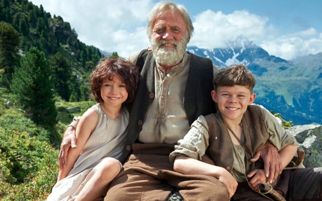 A scene in film “Cô bé Heidi” (Heidi) of Switzerland