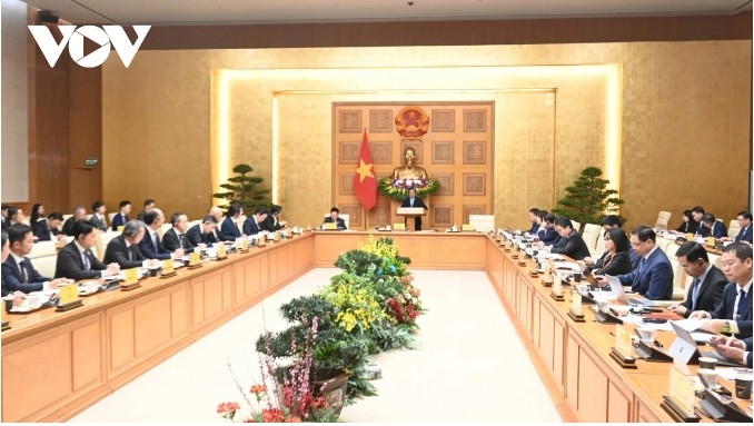 Prime Minister Pham Minh Chinh chairs the roundtable with Japanese businesses