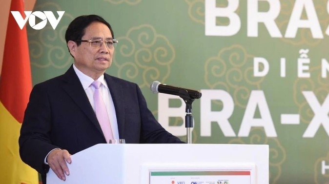Prime Minister Pham Minh Chinh addresses the event