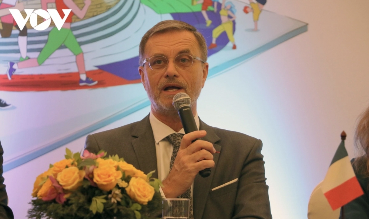 French Ambassador to Vietnam Olivier Brochet speaks at the event