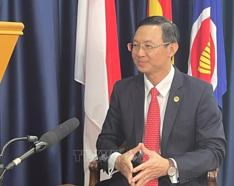 Vietnamese Ambassador to Singapore Tran Phuoc Anh