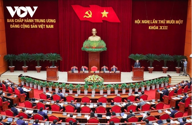 The 13th Party Central Committee convenes its 11th plenum 