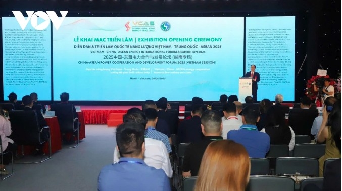At the opening ceremony of the Vietnam – China – ASEAN International Energy Forum &amp; Exhibition 2025
