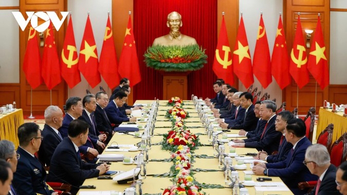 Overview of the talks between the two high-level delegations of Vietnam and China