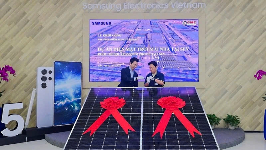 At the groundbreaking ceremony of Samsung Electronics Vietnam's rooftop solar power project in Bac Ninh on April 24, 2025