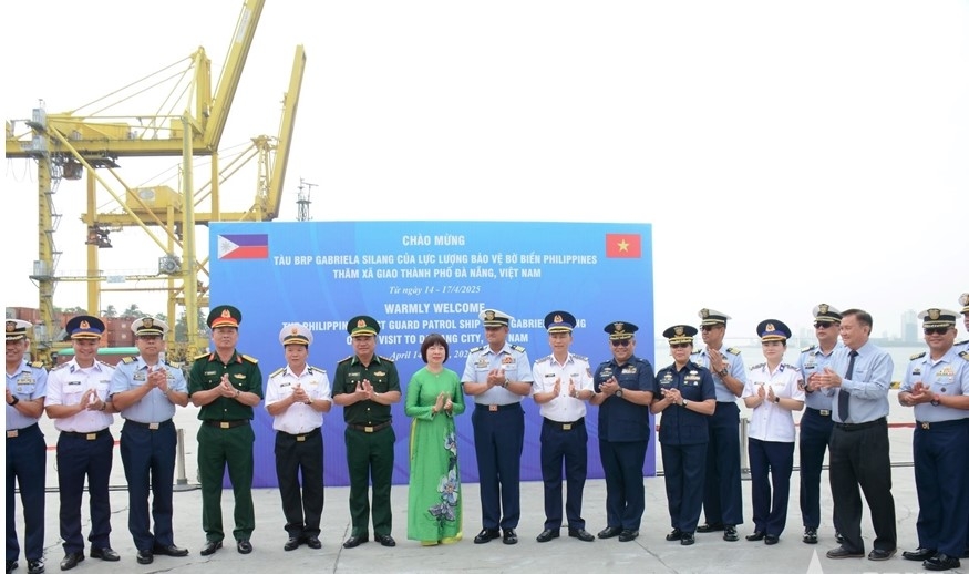 The welcome ceremony for BRP Gabriela Silang of the Philippine Coast Guard at Tien Sa Port