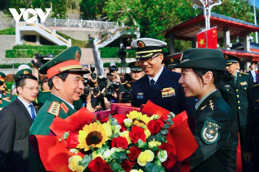 Key activities  on April 16 in China include a welcome ceremony for the Vietnamese delegation, a visit to the Youyi Guan tourism area, a group photo session, a visit to the Border Guard Company at Youyi Guan Border Gate, and a tree planting ceremony symbolising friendship.