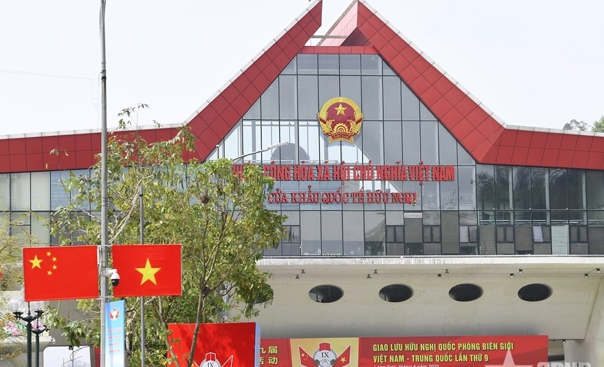 The 9th Vietnam–China Border Defence Friendship Exchange affirms the role of defence cooperation and the two ministries of national defence in strengthening traditional friendship and the comprehensive strategic cooperative partnership between the two nations.