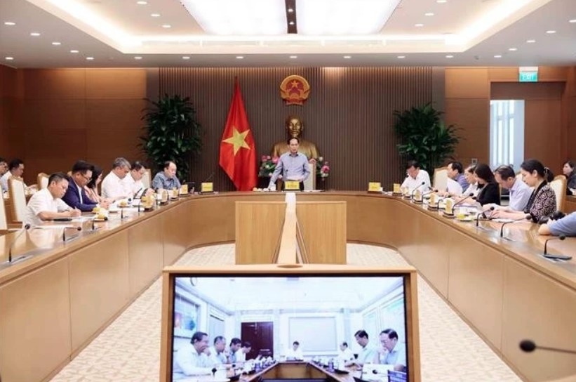 Deputy Prime Minister Bui Thanh Son chairs a meeting of the national steering committee for ODA and concessional loans.