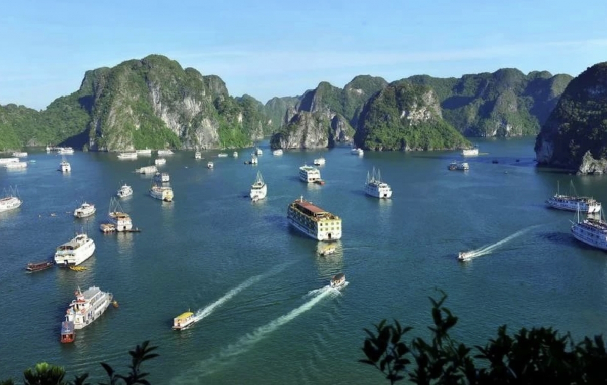 A corner of Ha Long Bay in Quang Ninh province