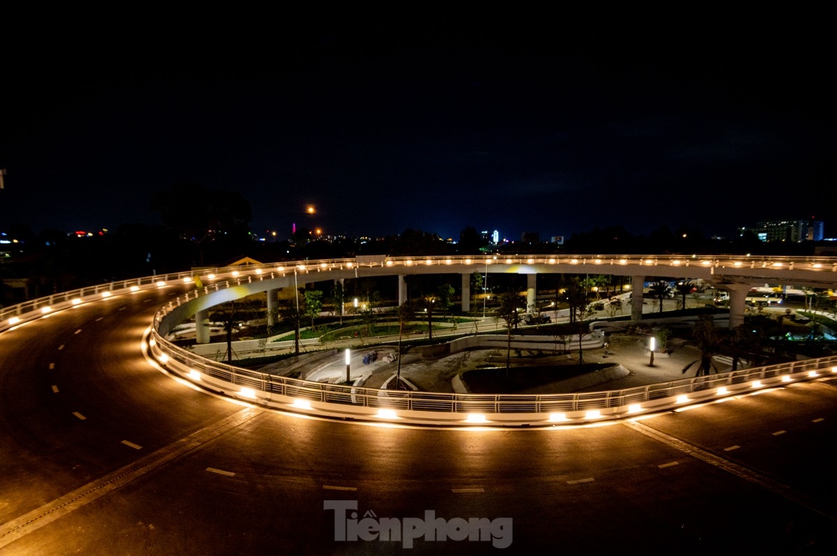 The T3 terminal encompasses a total floor area of 112,500 square metres and its interior has been designed in a smart and modern style.