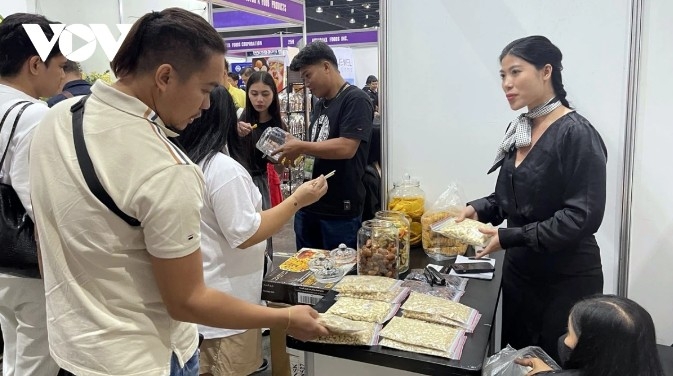 Vietnamese products attract visitors at the Philippine Food Expo