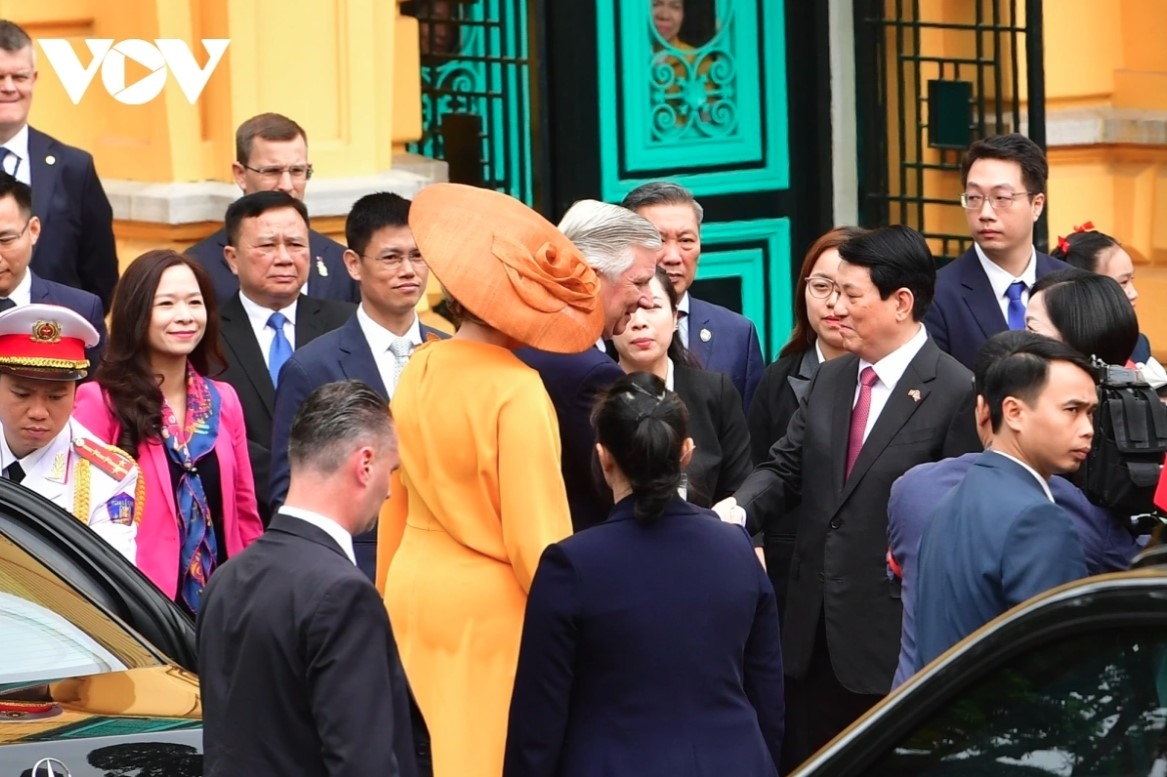 The visit highlights the King and Queen’s special affection for Vietnam.