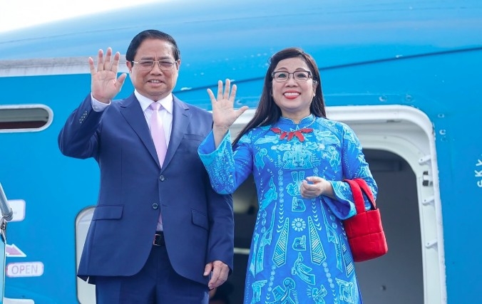 Prime Minister Pham Minh Chinh and his spouse will pay an official visit to Malaysia and attend the 46th ASEAN Summit