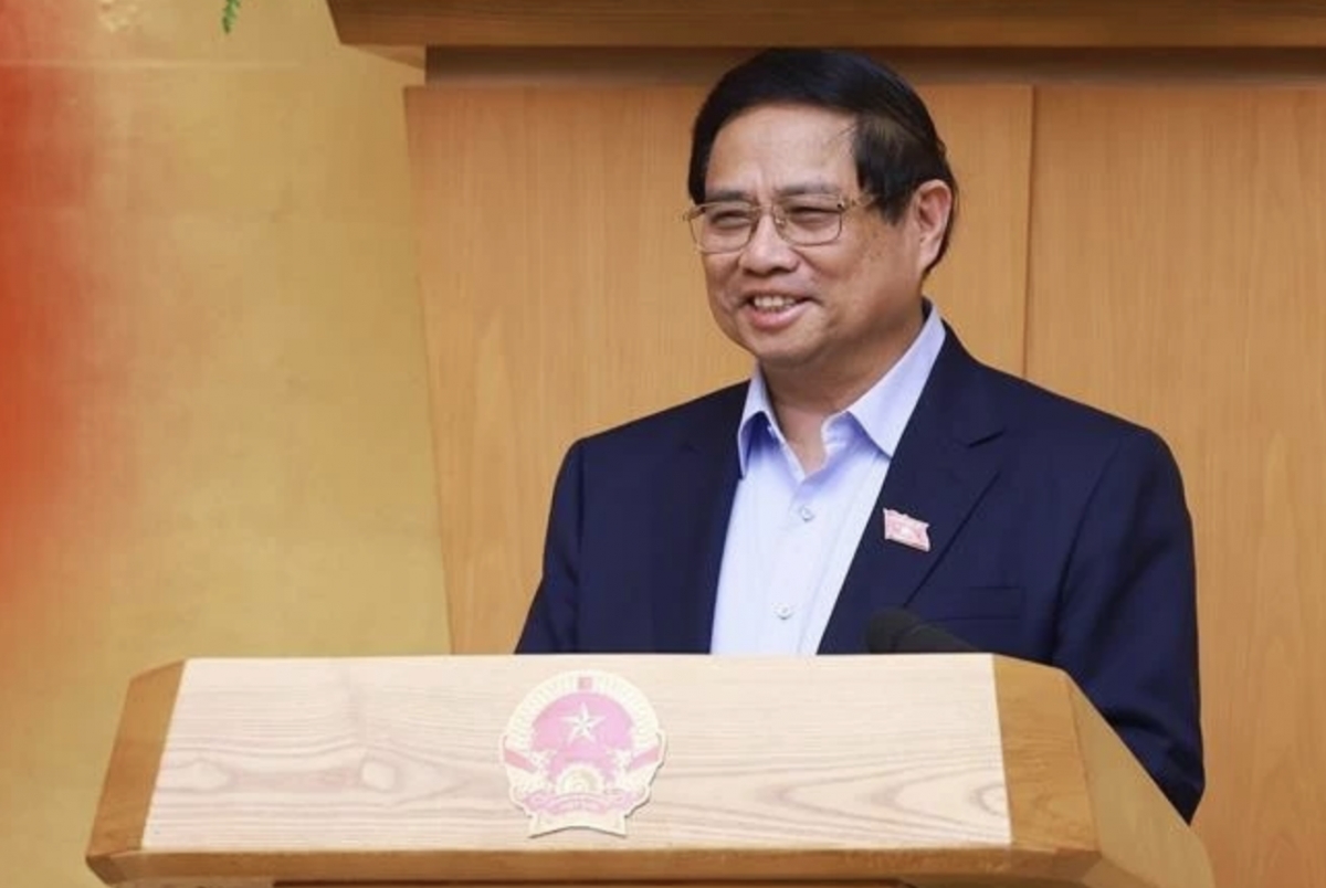 Prime Minister Pham Minh Chinh addresses the Government meeting on May 9. (Photo: VNA)