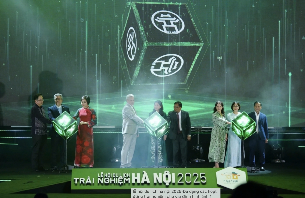 Representatives of relevant agencies and embassies at the opening ceremony