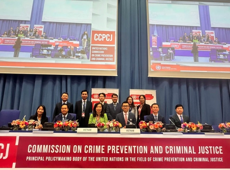 The Vietnamese delegation at the 34th session of the United Nations Commission on Crime Prevention and Criminal Justice in Vienna, Austria, on May 19 (Photo: VNA)